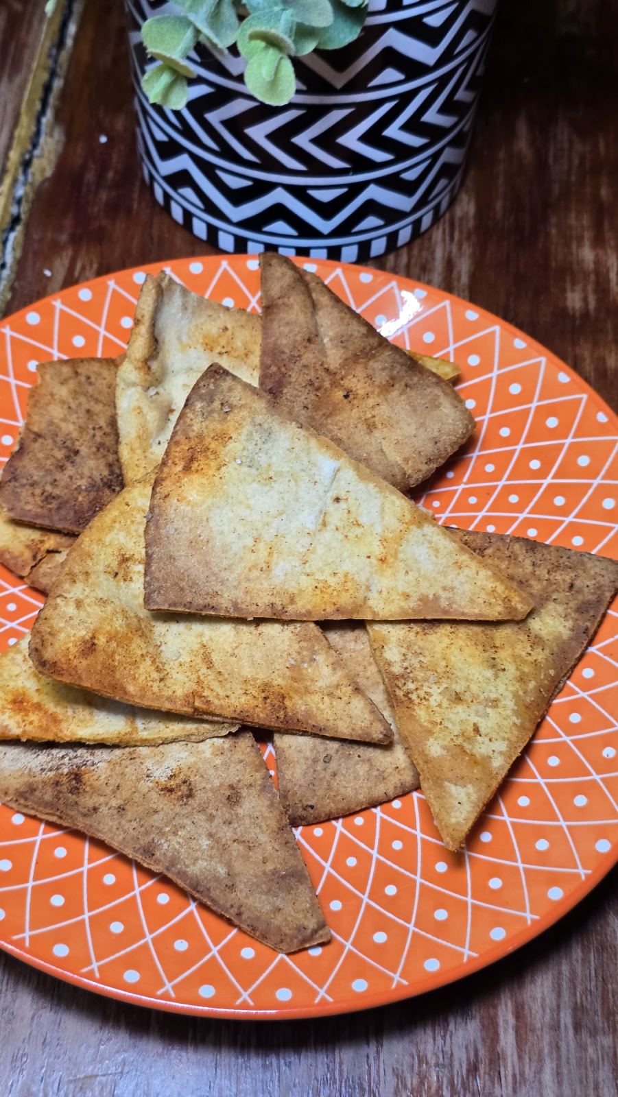 Totopos horneados de pan pita
